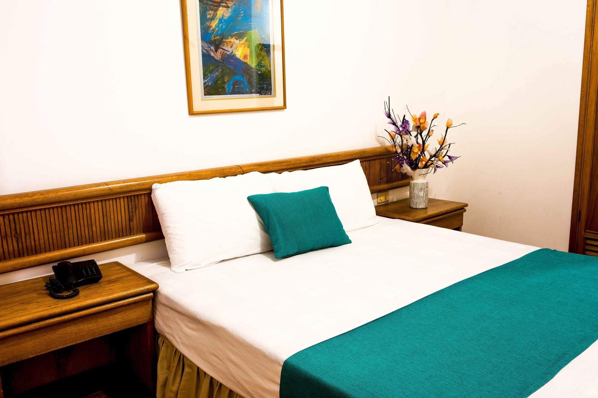 Hotel Puerta De Oro Barranquilla  Bagian luar foto