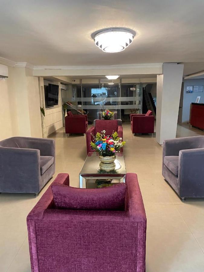 Hotel Puerta De Oro Barranquilla  Bagian luar foto