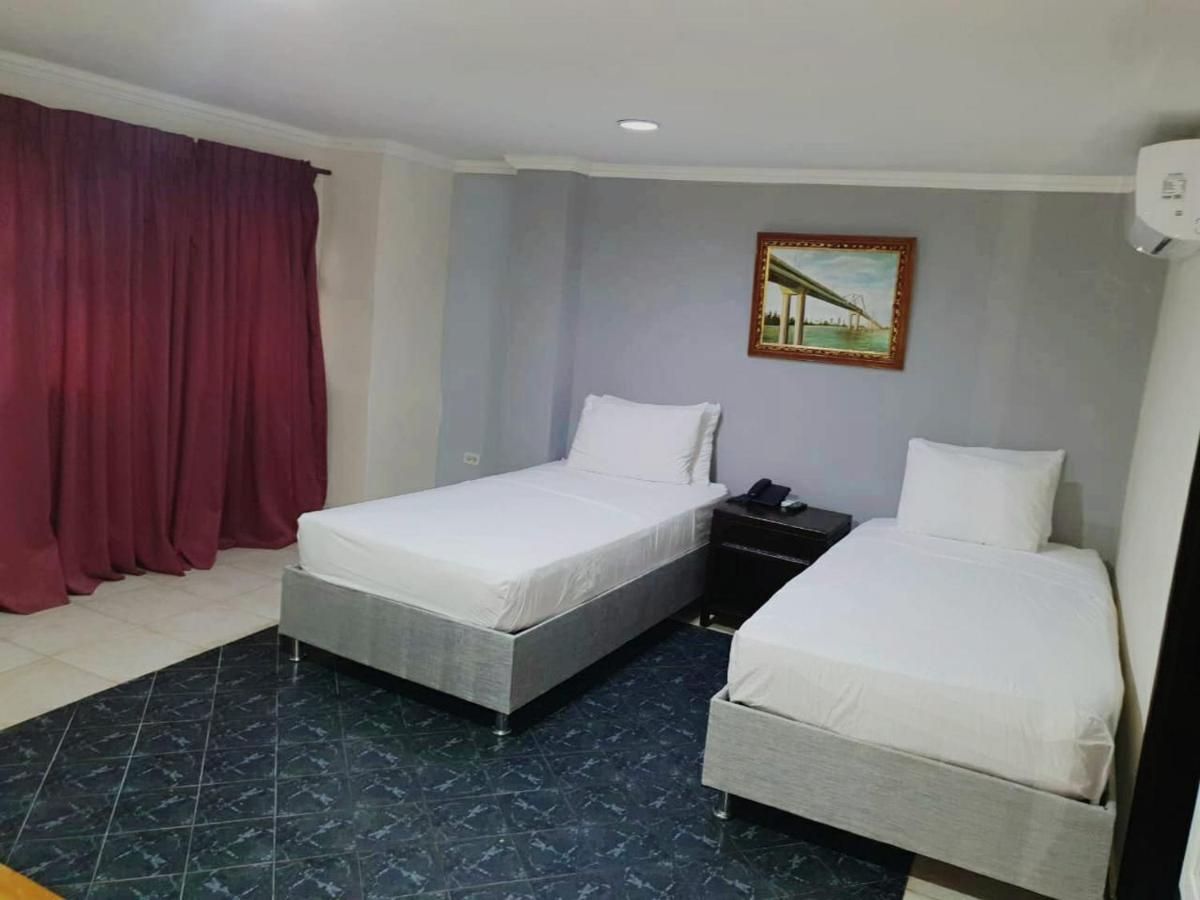 Hotel Puerta De Oro Barranquilla  Bagian luar foto