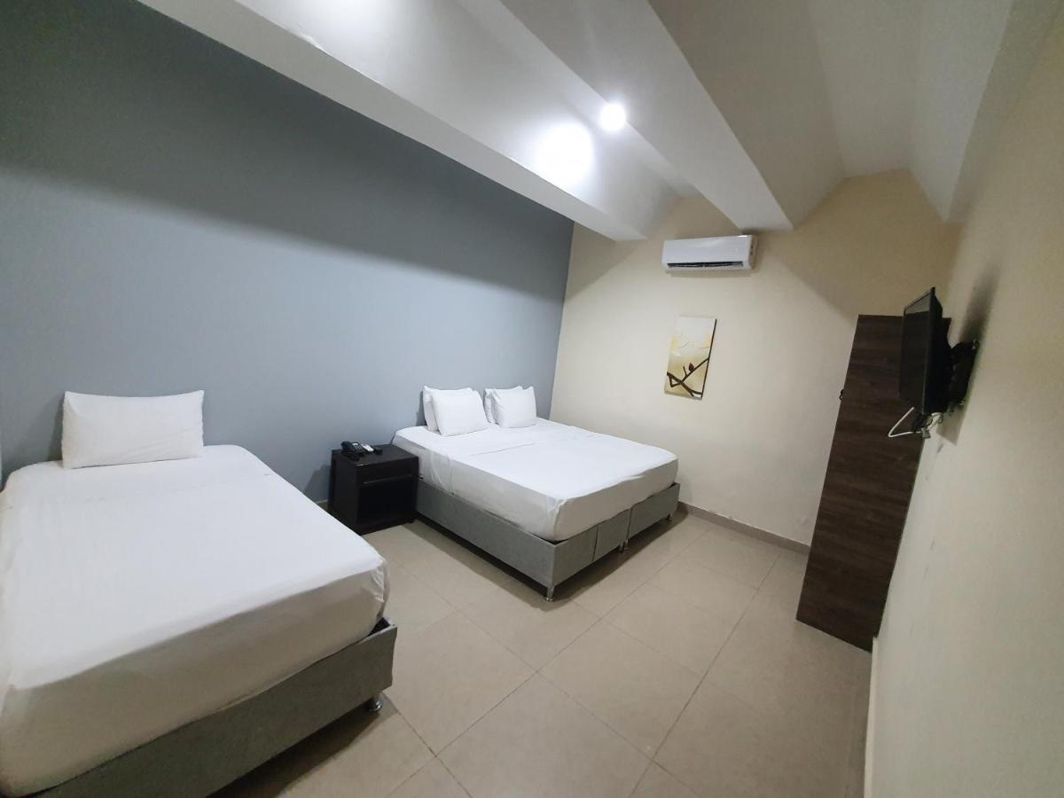 Hotel Puerta De Oro Barranquilla  Bagian luar foto
