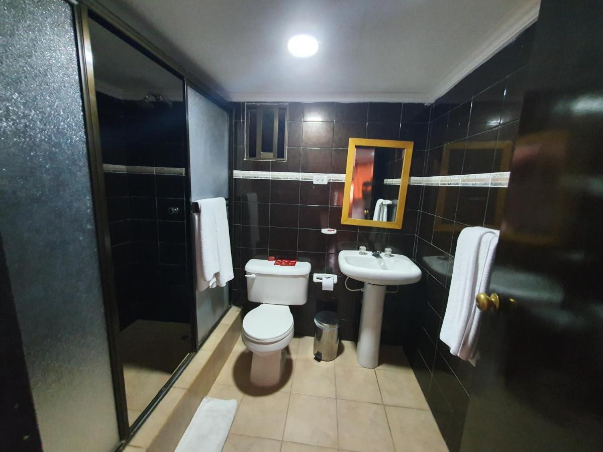 Hotel Puerta De Oro Barranquilla  Bagian luar foto