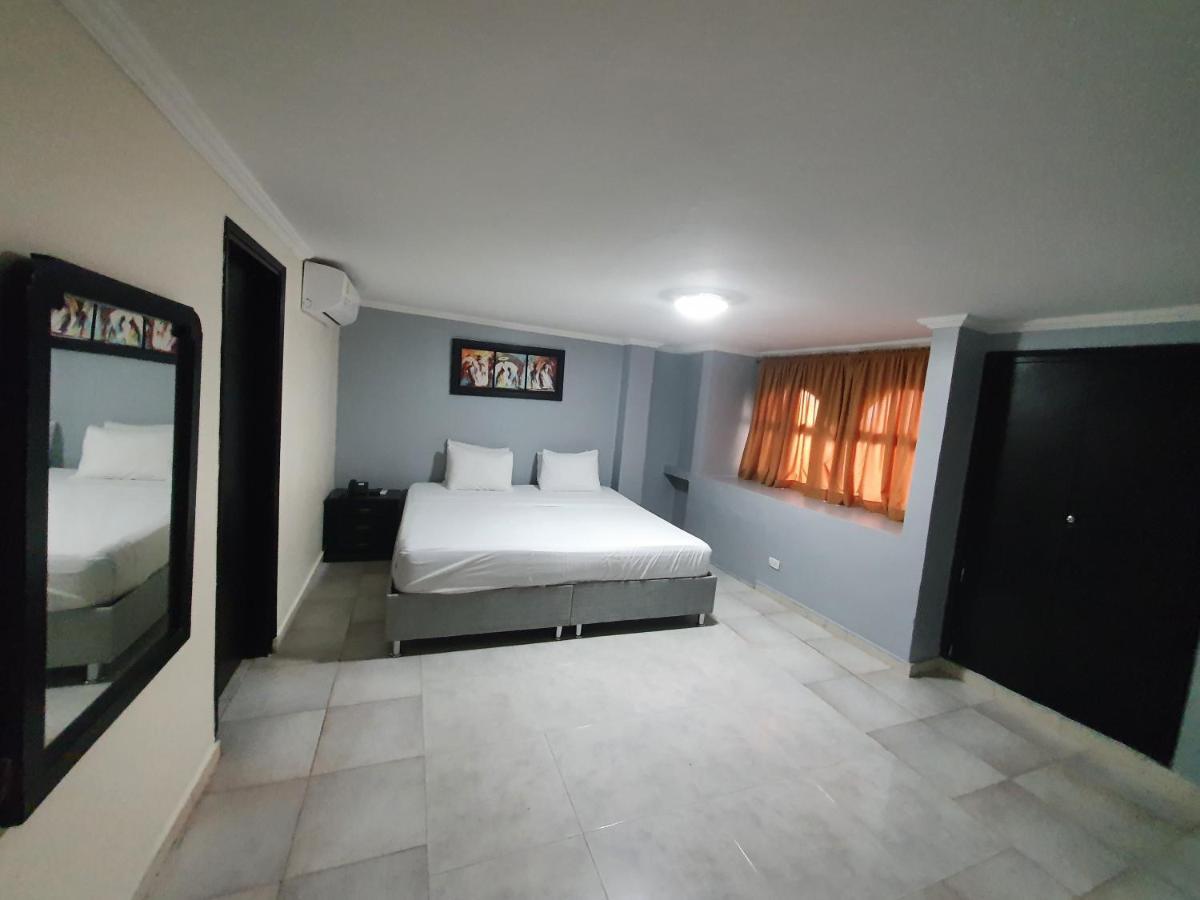 Hotel Puerta De Oro Barranquilla  Bagian luar foto