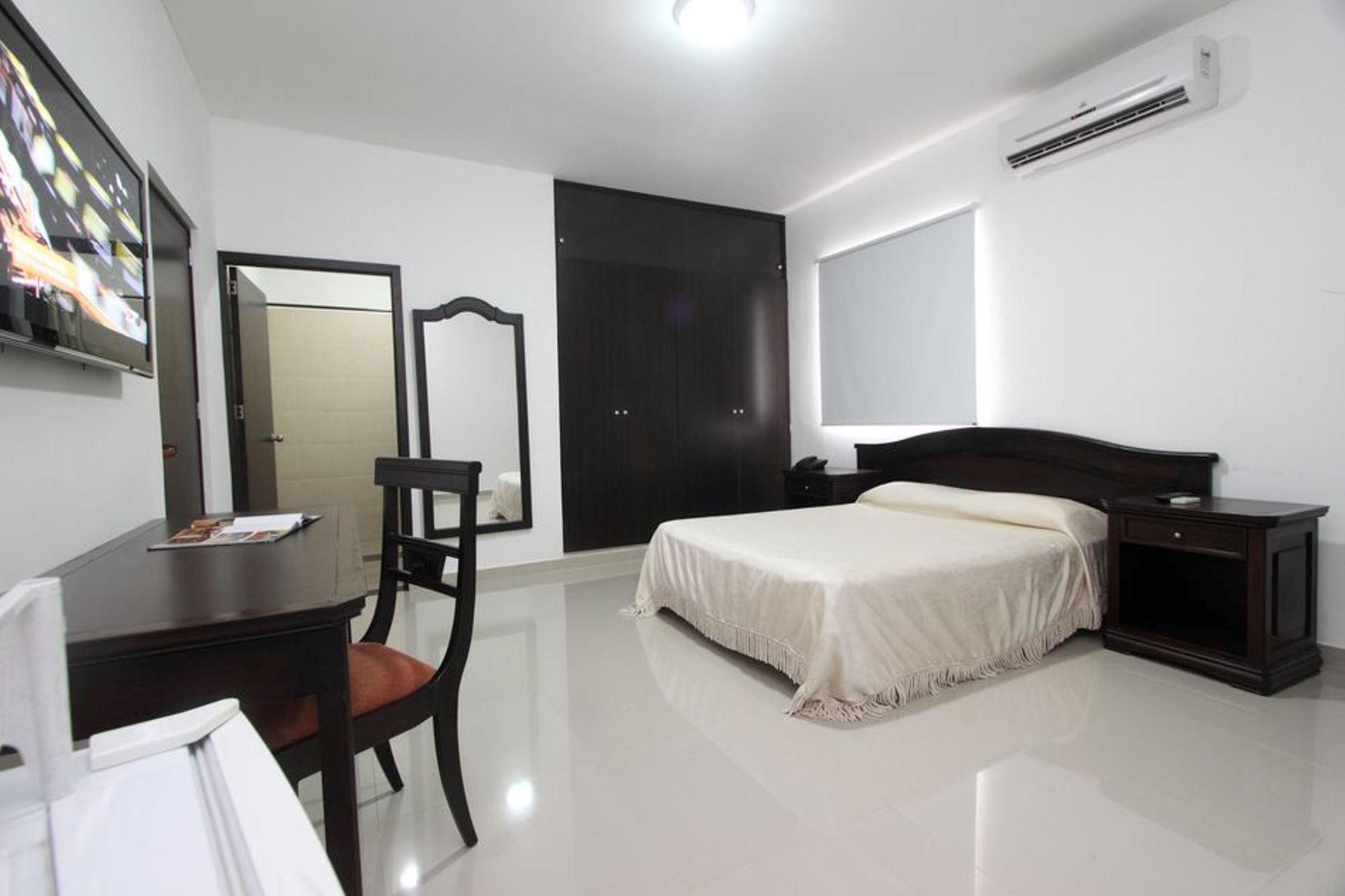 Hotel Puerta De Oro Barranquilla  Bagian luar foto