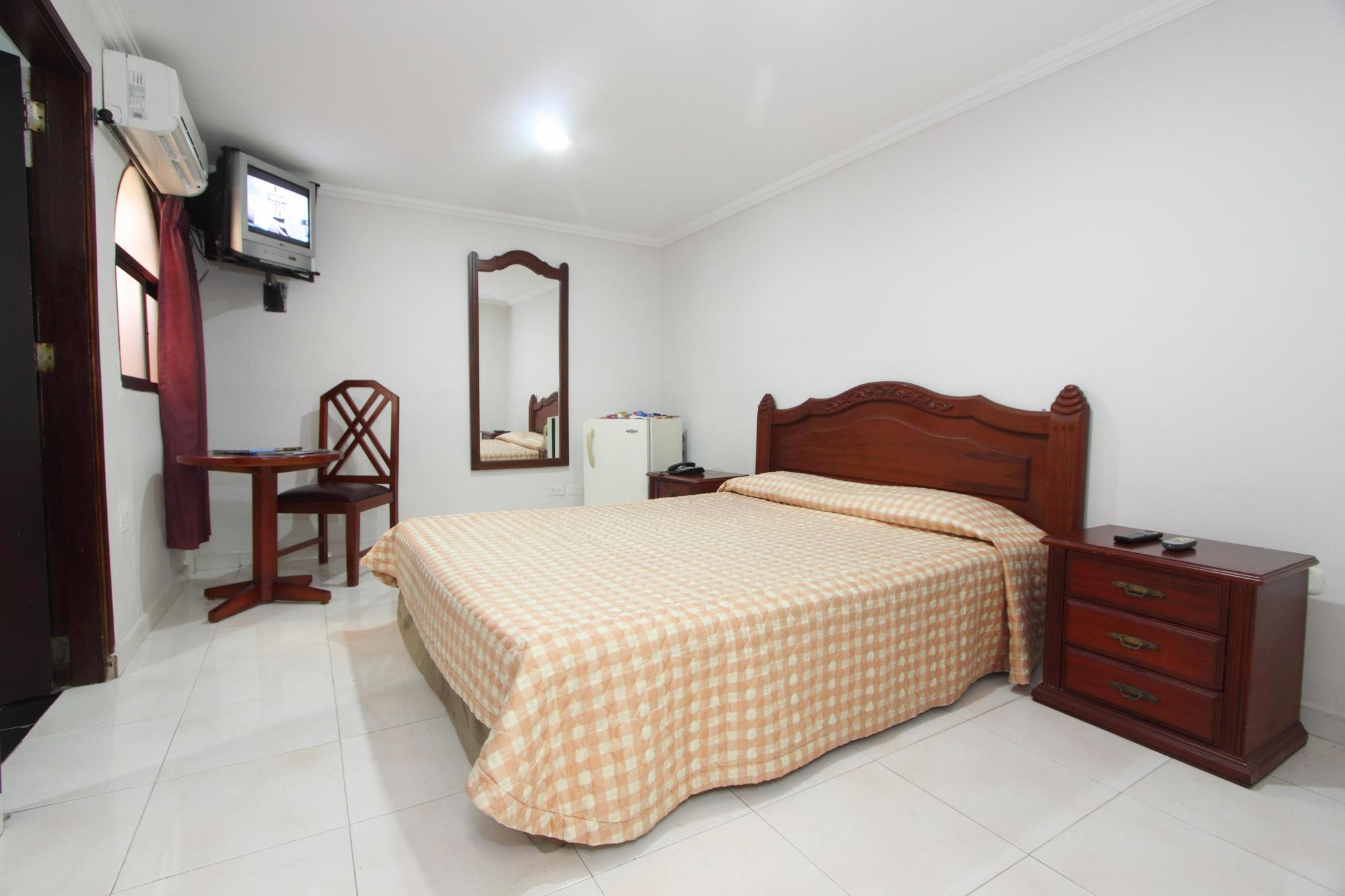Hotel Puerta De Oro Barranquilla  Bagian luar foto