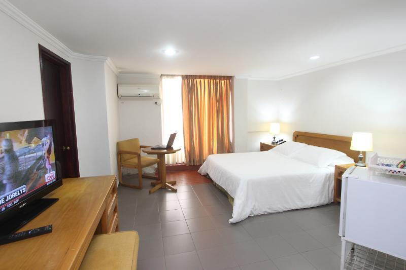 Hotel Puerta De Oro Barranquilla  Bagian luar foto