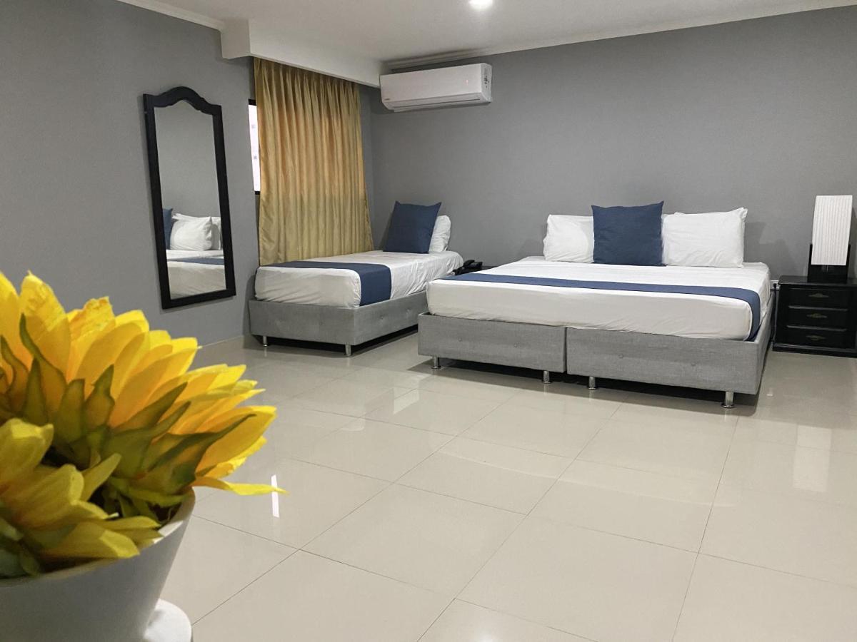 Hotel Puerta De Oro Barranquilla  Bagian luar foto