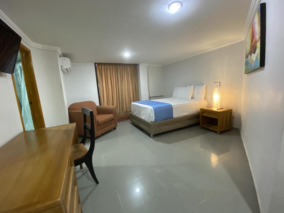 Hotel Puerta De Oro Barranquilla  Bagian luar foto
